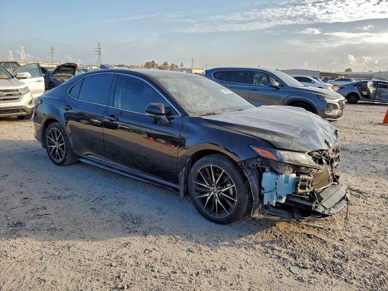 Фото 4 - TOYOTA CAMRY