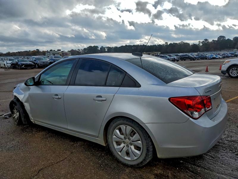 Фото 2 - CHEVROLET CRUZE