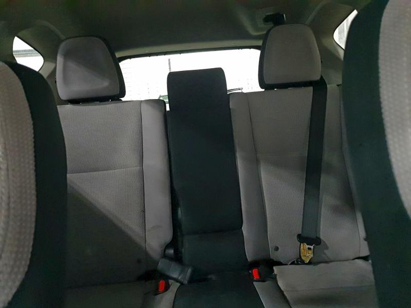 Фото 10 - TOYOTA RAV4