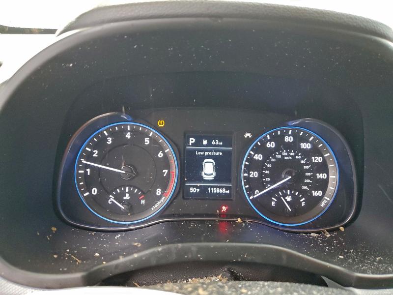 Фото 9 - HYUNDAI KONA