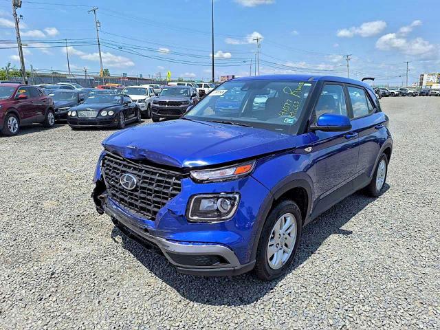 Фото 1 - HYUNDAI VENUE