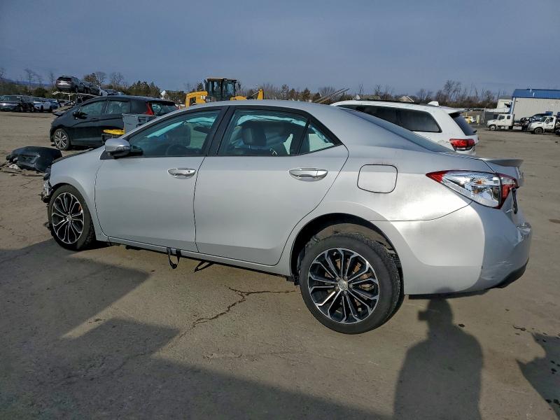 Фото 2 - TOYOTA COROLLA