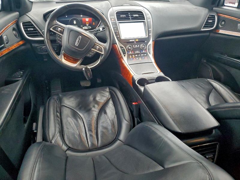 Фото 8 - LINCOLN NAUTILUS