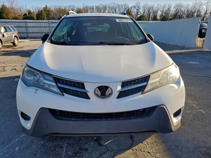 Фото 5 - TOYOTA RAV4