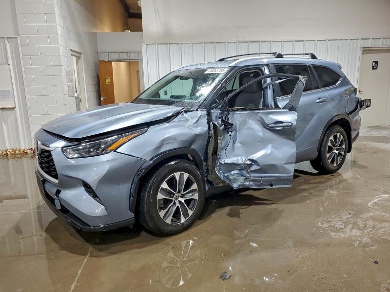 TOYOTA HIGHLANDER 2023 VIN 5TDKDRBH3PS044084