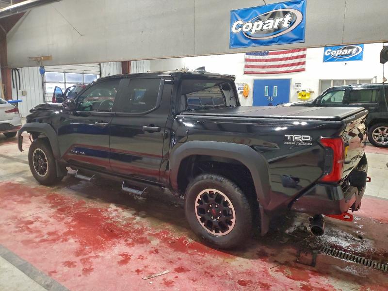 Фото 2 - TOYOTA TACOMA
