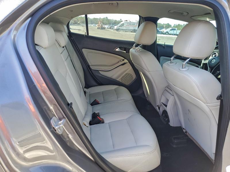 Фото 11 - MERCEDES-BENZ GLA-CLASS