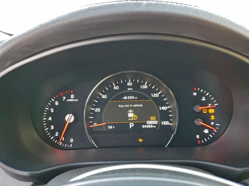 Фото 9 - KIA SORENTO