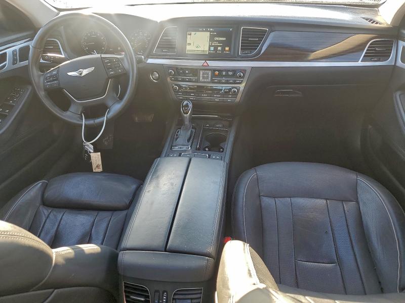 Фото 8 - HYUNDAI GENESIS