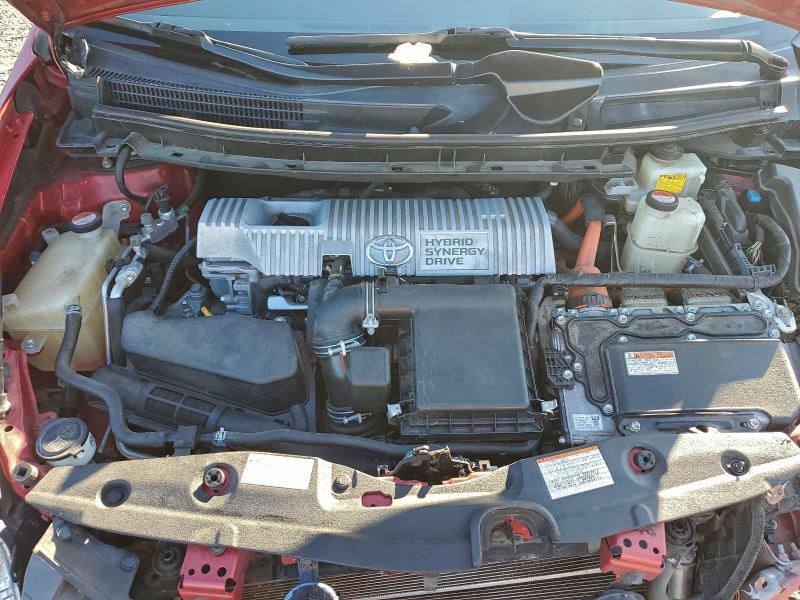 Фото 11 - TOYOTA PRIUS