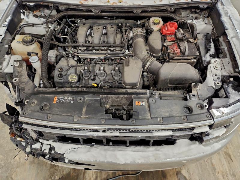 Фото 12 - FORD FLEX