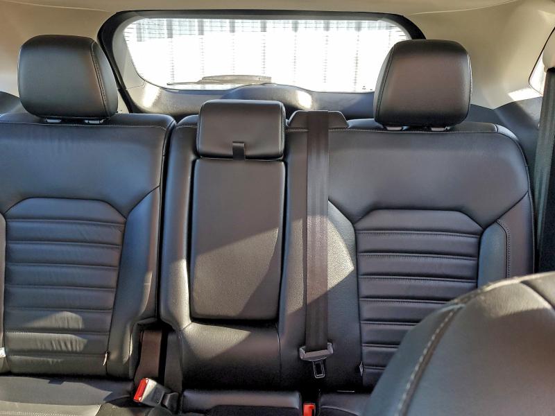 Фото 10 - FORD EDGE