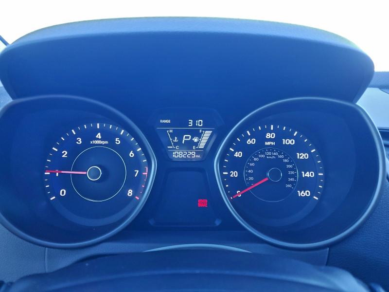 Фото 9 - HYUNDAI ELANTRA