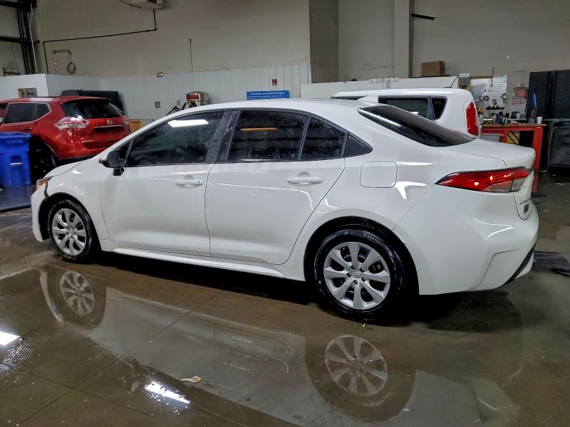 Фото 2 - TOYOTA COROLLA