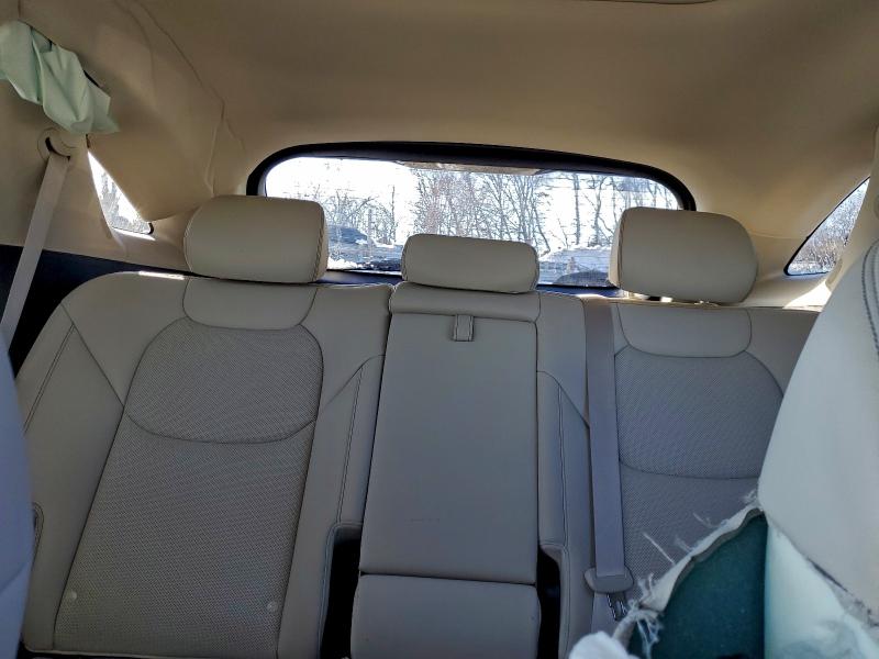 GENESIS GV70 BASE 2022 VIN KMUMADTB7NU063399