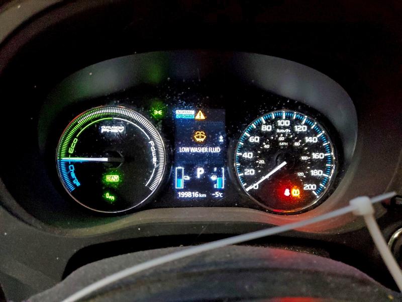 Фото 9 - MITSUBISHI OUTLANDER