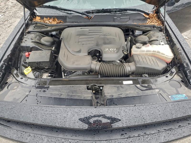 Фото 11 - DODGE CHALLENGER