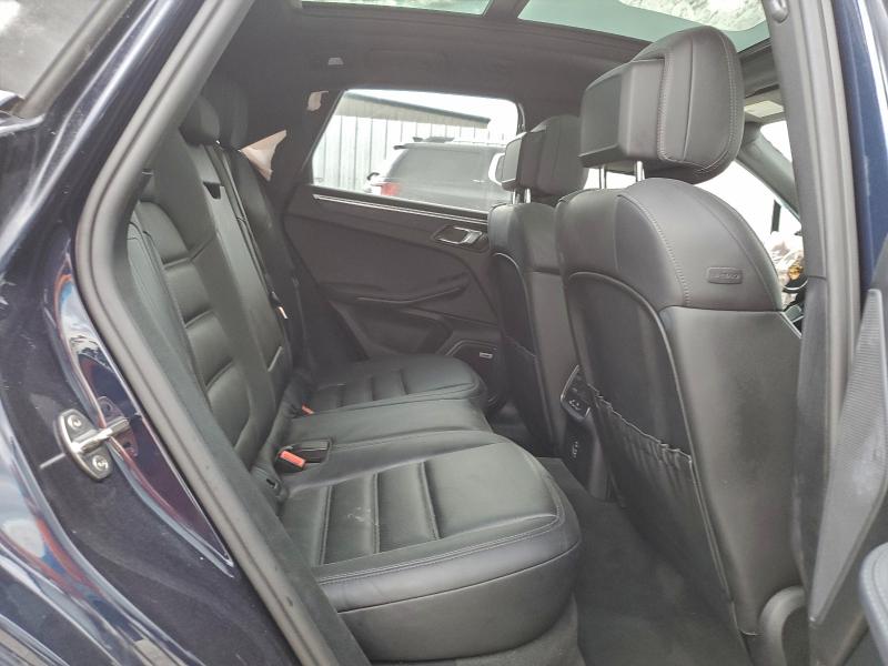 Фото 11 - PORSCHE MACAN