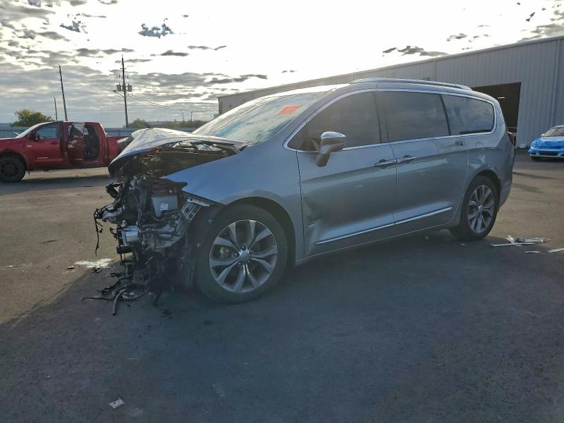 Фото 1 - CHRYSLER PACIFICA