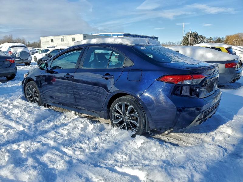 Фото 2 - TOYOTA COROLLA