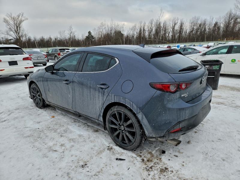 Фото 2 - MAZDA 3
