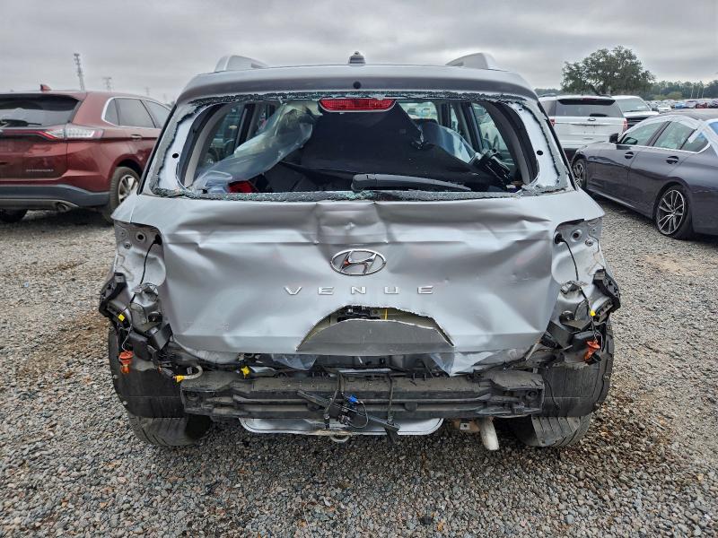 Фото 6 - HYUNDAI VENUE