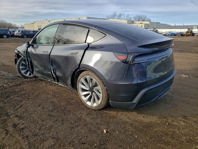 Фото 2 - TESLA MODEL Y