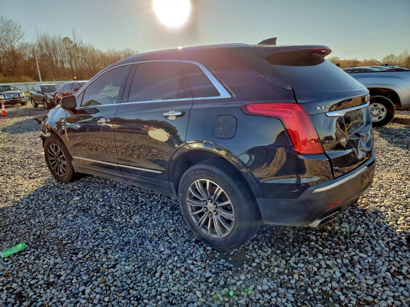 Фото 2 - CADILLAC XT5