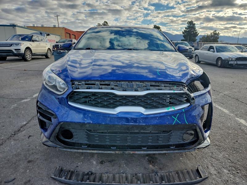 Фото 5 - KIA FORTE