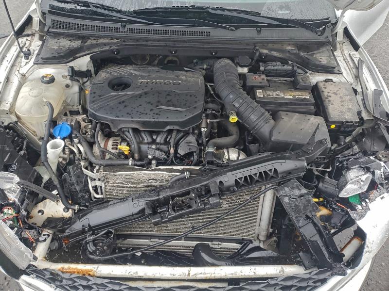 Фото 11 - HYUNDAI VELOSTER