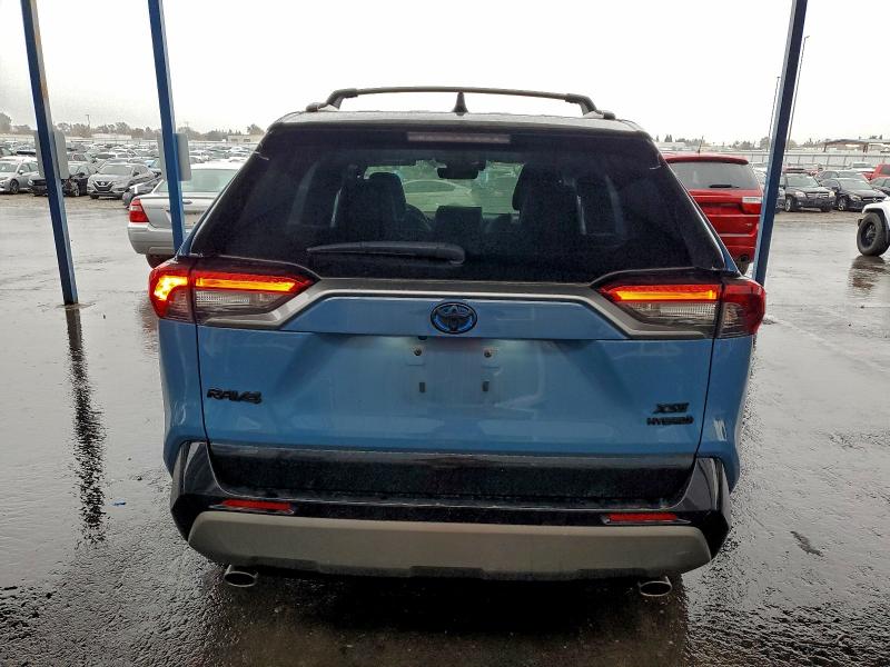 Фото 6 - TOYOTA RAV4