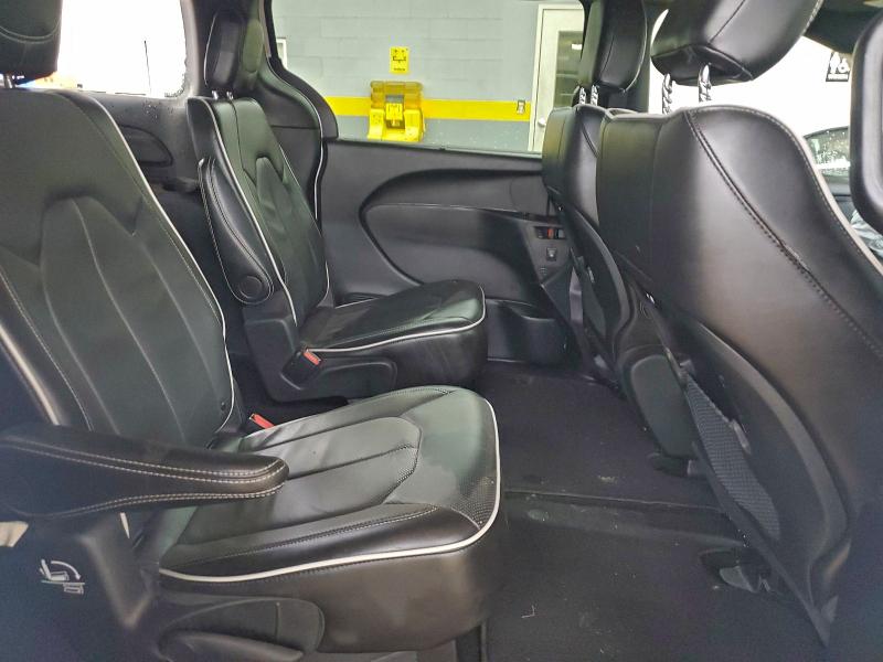 Фото 11 - CHRYSLER PACIFICA