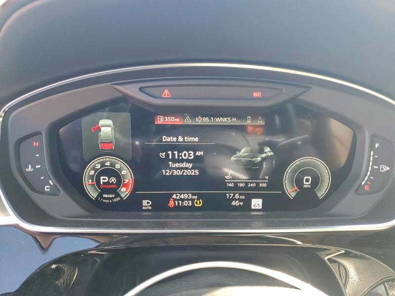 Фото 9 - AUDI S8