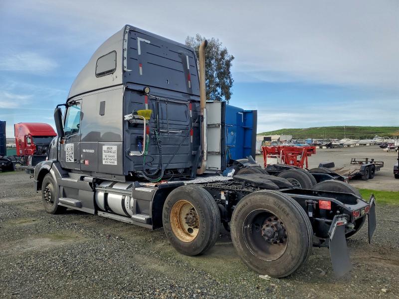 Фото 3 - VOLVO All Models