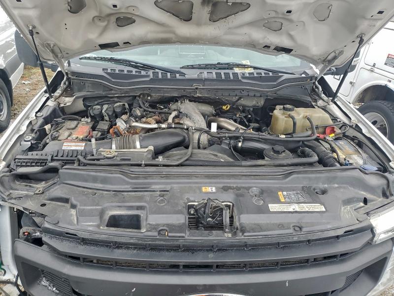 Фото 11 - FORD F350