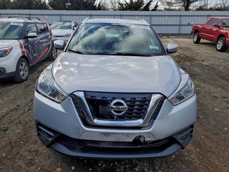 Фото 5 - NISSAN KICKS