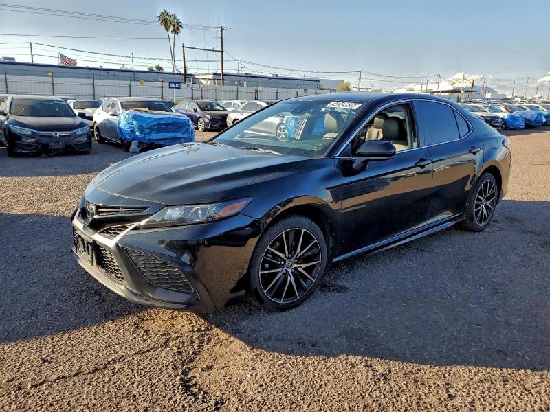 Фото 1 - TOYOTA CAMRY