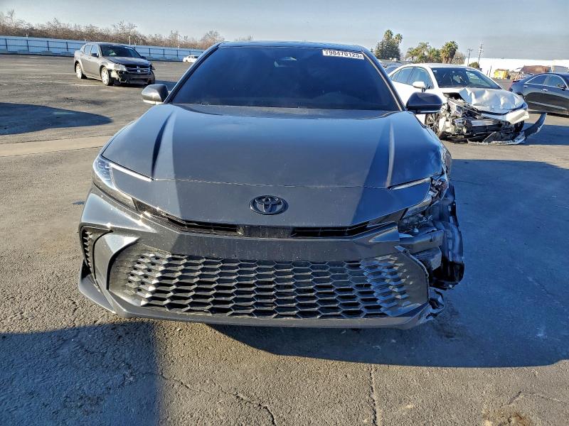 Фото 5 - TOYOTA CAMRY