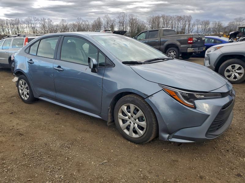 Фото 4 - TOYOTA COROLLA