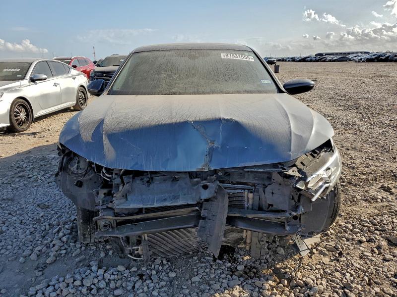 Фото 5 - VOLKSWAGEN JETTA