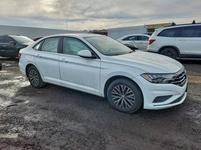 Фото 4 - VOLKSWAGEN JETTA