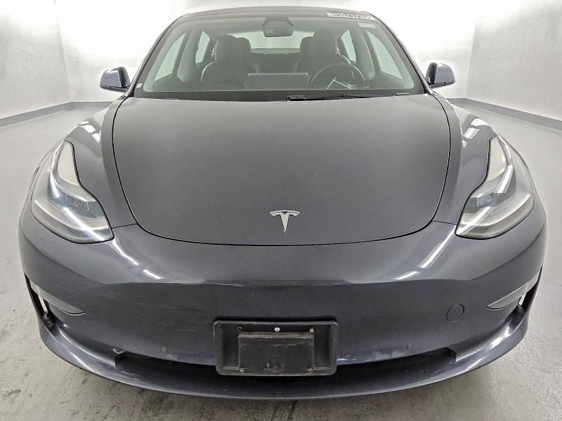 Фото 5 - TESLA MODEL 3