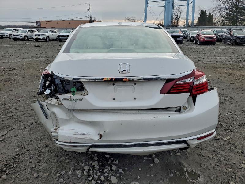 Фото 6 - HONDA ACCORD