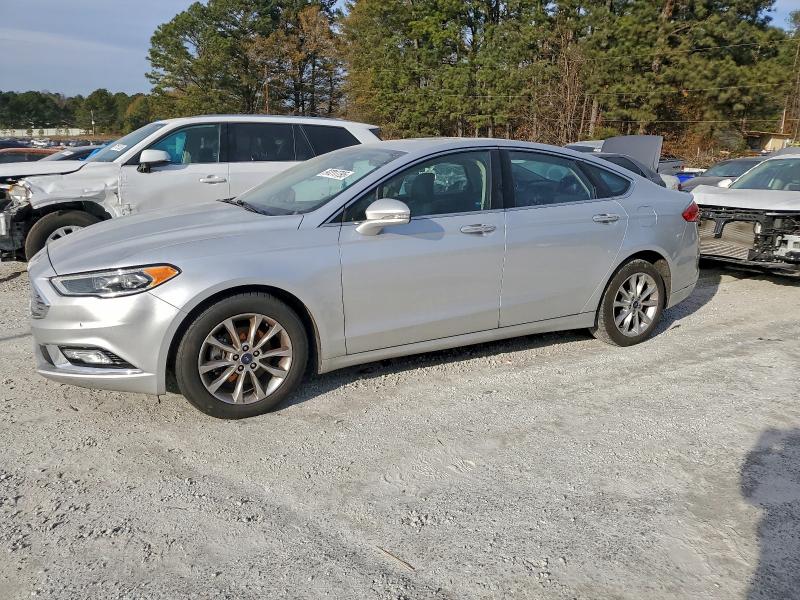 Фото 1 - FORD FUSION