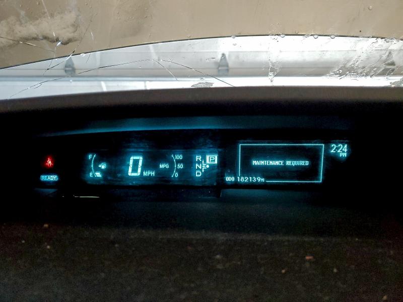 Фото 9 - TOYOTA PRIUS