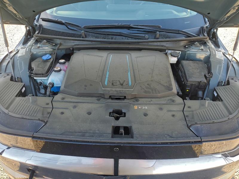 Фото 12 - HYUNDAI IONIQ