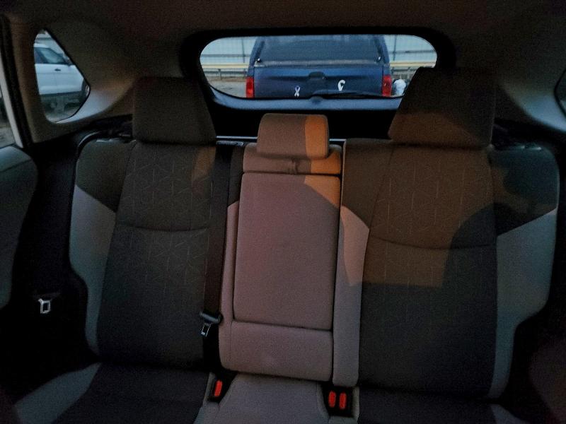 Фото 10 - TOYOTA RAV4