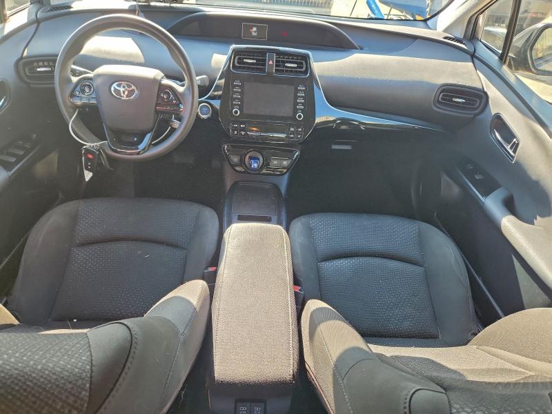 Фото 8 - TOYOTA PRIUS