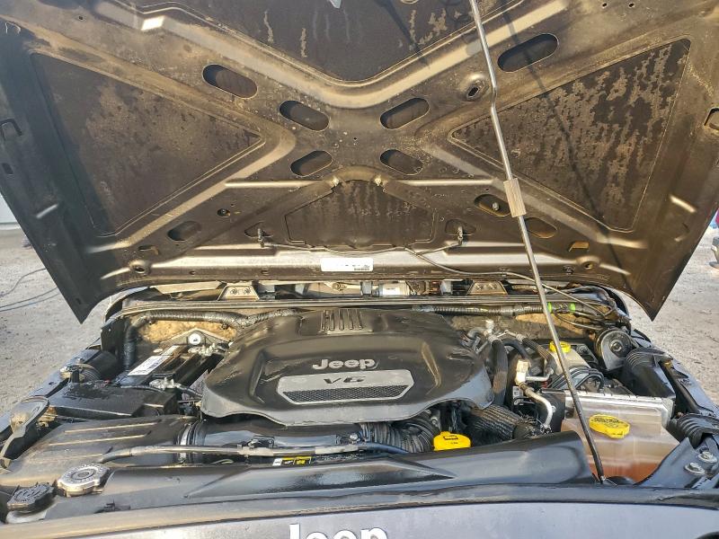 Фото 12 - JEEP WRANGLER