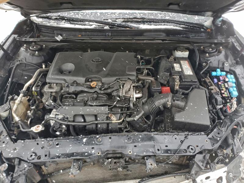 Фото 11 - TOYOTA CAMRY